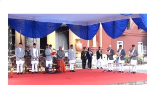 अन्तरिम सरकारका तीन मन्त्री खनाल, घिसिङ र अर्यालले लिए पद तथा गोपनीयताको सपथ